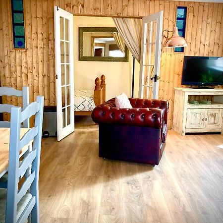Aqua Shack At Pure Shores Retreats Apartment Newquay  Bagian luar foto